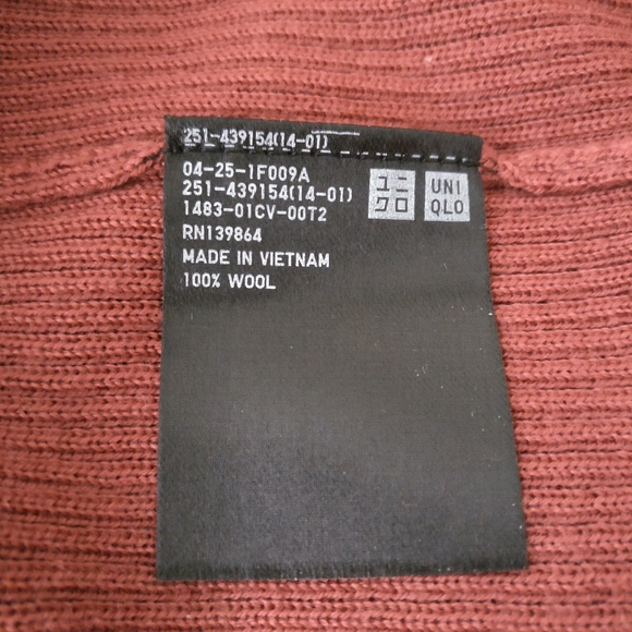 NWOT Uniqlo 100% Merino Wool Ribbed Turtleneck Sweater Size M - Picture 13 of 14